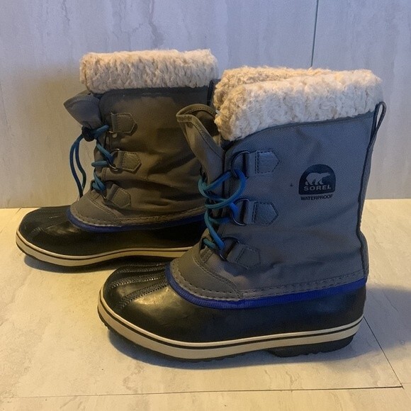 Sorel Duck Boots Youth Boys Size 5 Waterproof Mid-Calf Lace Up Gray Winter Boots - Picture 1 of 12